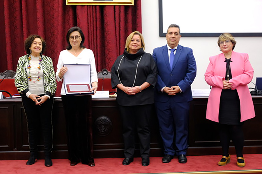 AEC MARIA DEL MAR MALAGON Y CARMEN RISUEÑO