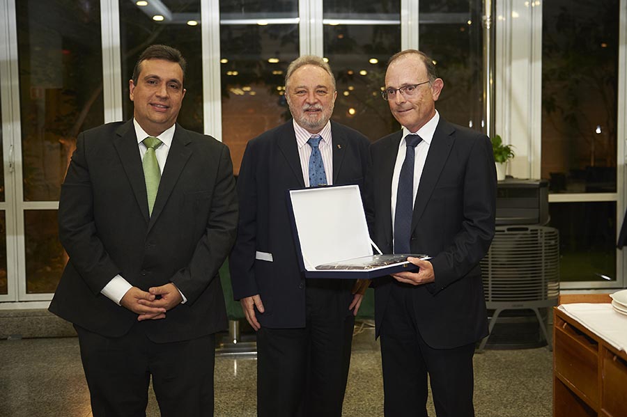 AEC ANTONIO FERRER